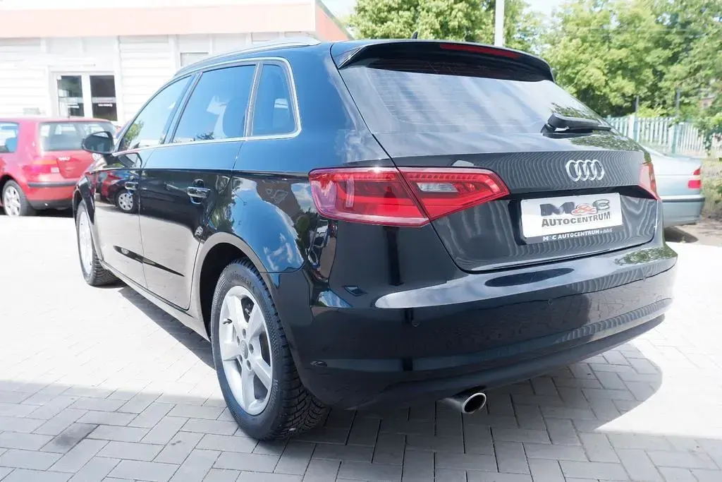 Gebraucht Audi A3 Ambition 110 PS (80 kW) 2014 Schwarz Limousine
