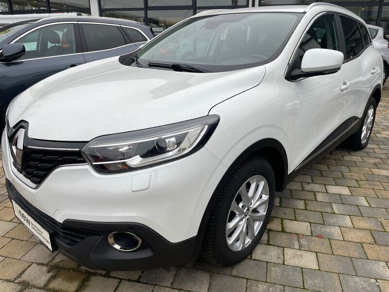 Weiß Gebraucht 2018 Renault Kadjar Collection SUV | 14.990 € (Etwas zu teuer) - Bild 1/4