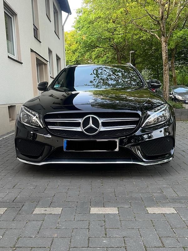 Schwarz Gebraucht 2016 Mercedes C250 Kombi | 20.500 € (Fairer Preis) - Bild 1/4