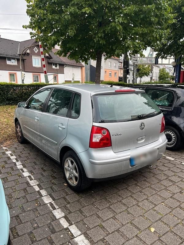 Silber Gebraucht 2005 VW Polo Kleinwagen | 700 € (Superpreis) - Bild 1/4