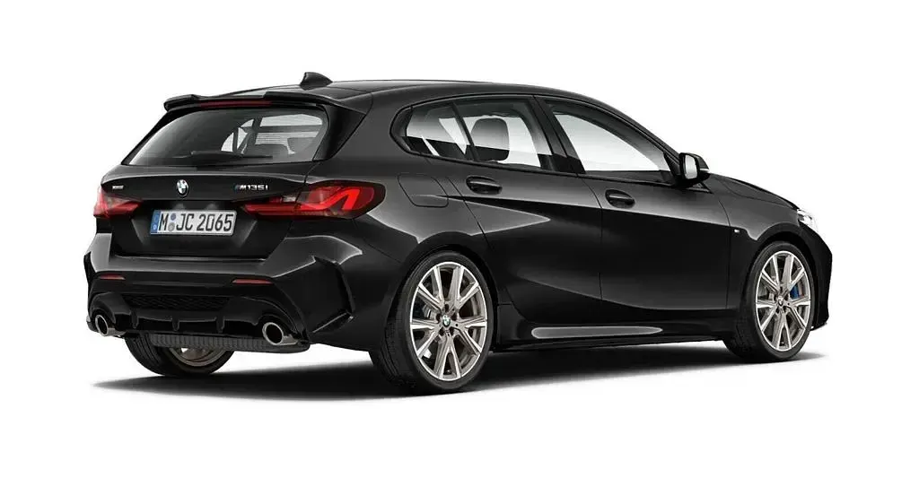 Używany BMW M135 Performance 306 KM (225 kW) 2021 Czarny Hatchback