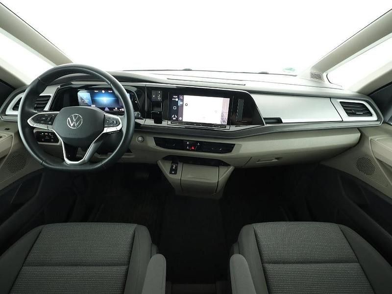 Gebraucht VW Multivan Basis 150 PS (110 kW) 2023 Blau Van