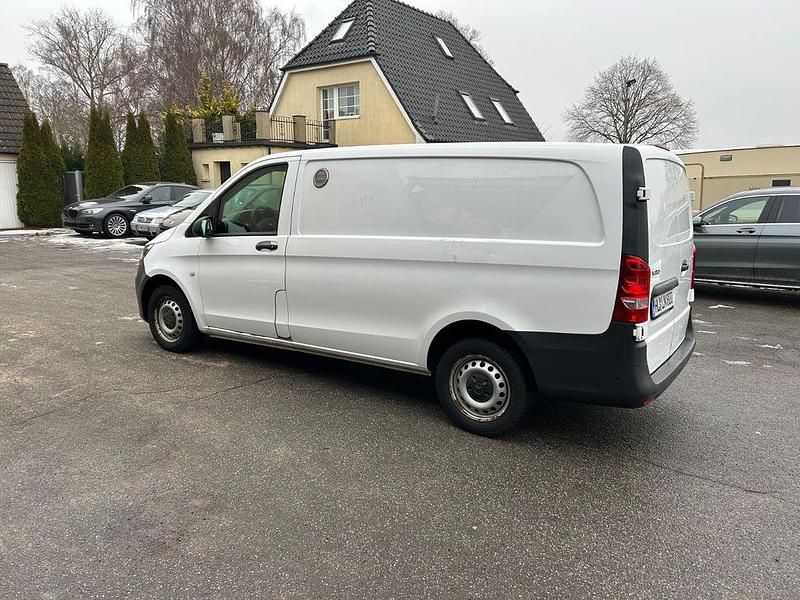 Gebraucht Mercedes Vito 163 PS (119 kW) 2018 Weiß Van