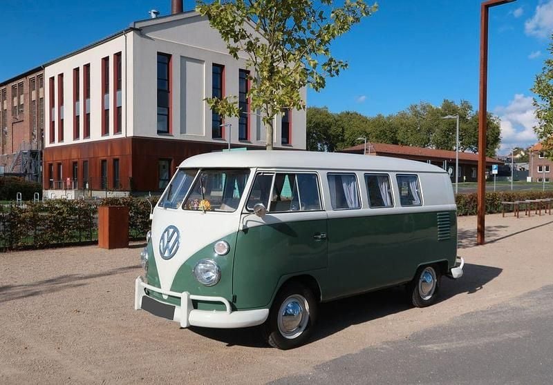 Grün Gebraucht 1963 VW T1 Van | 65.000 € - Bild 1/4
