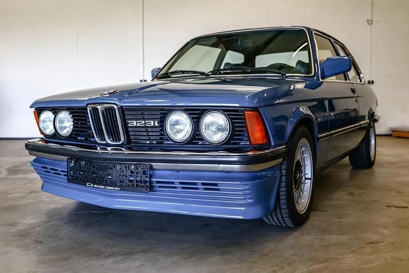 Blau Gebraucht 1980 BMW 323 Coupé | 28.999 € - Bild 1/4
