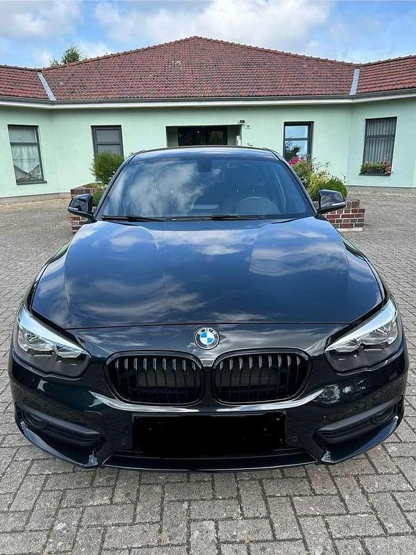 Schwarz Gebraucht 2016 BMW 120 Advantage Kleinwagen | 19.000 € (Etwas zu teuer) - Bild 1/4