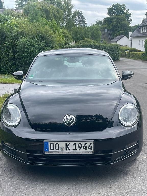 Schwarz Gebraucht 2016 VW Beetle Limousine | 11.500 € (Fairer Preis) - Bild 1/4