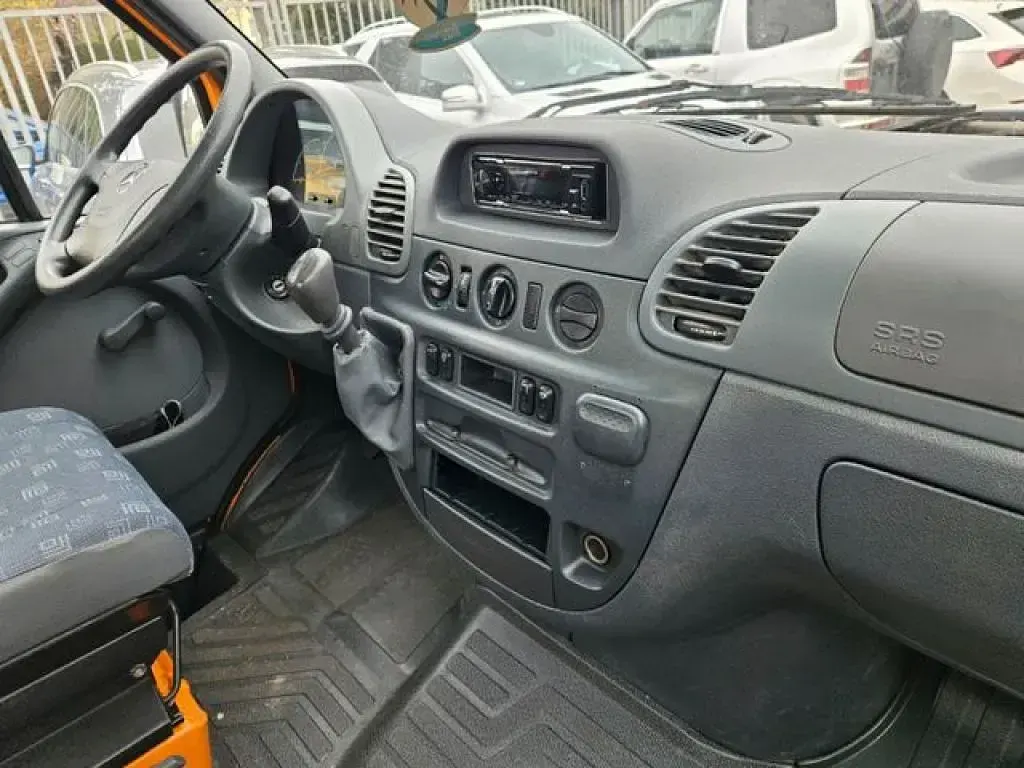 Gebraucht Mercedes Sprinter 129 PS (94 kW) 2006 Orange Van