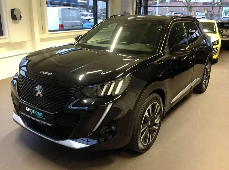 Perlaneraschwarz Gebraucht 2021 Peugeot e-2008 GT SUV | 17.950 € (Fairer Preis) - Bild 1/4