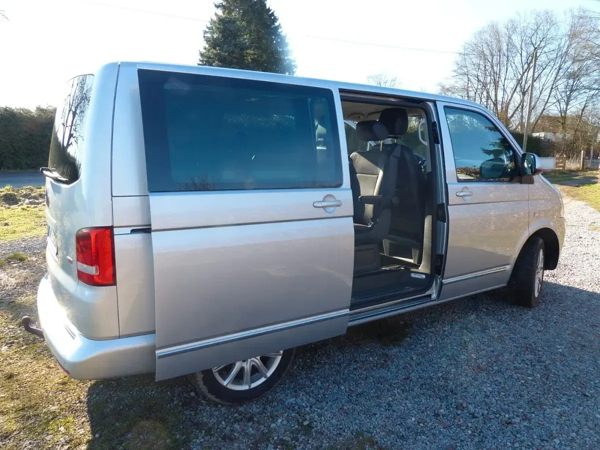 Second-hand VW T5 179 CP (131 kW) 2015 Gri Van