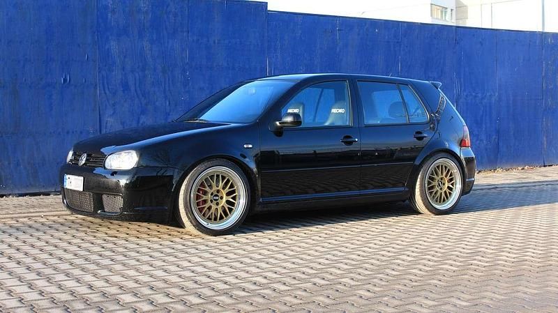 Gebraucht VW Golf IV R 224 PS (164 kW) 2000 Schwarz Limousine