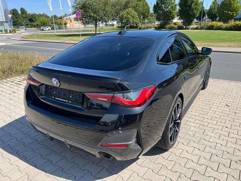 Gebraucht BMW 420 Shadowline 190 PS (139 kW) 2022 Black sapphire metallic (metallic) Limousine