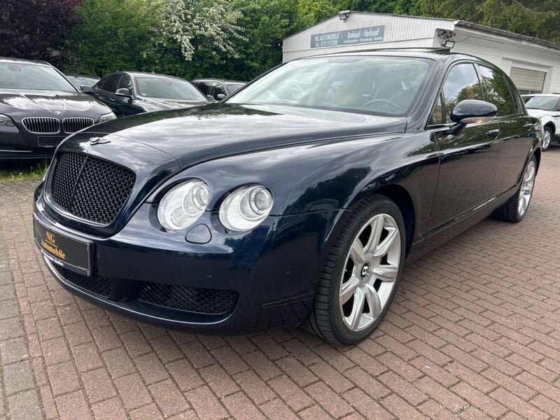 Gebraucht Bentley Continental Flying Spur 560 PS (411 kW) 2005 Blau Limousine