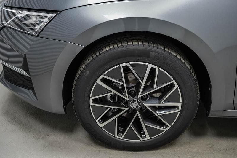 Ny Skoda Octavia Selection 2025 Grå Stationcar