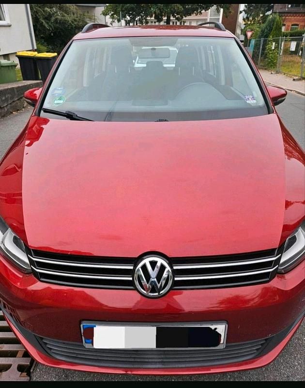 Rot Gebraucht 2014 VW Touran Van / Kleinbus | 6.600 € (Superpreis) - Bild 1/4