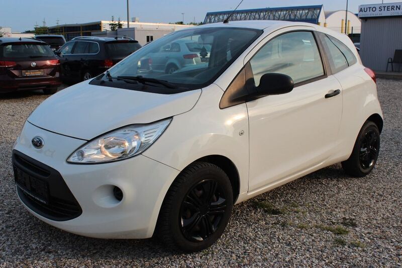 Gebraucht Ford Ka Ambiente 69 PS (50 kW) 2013 Weiß Kleinwagen