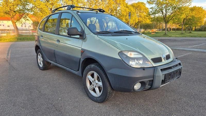 Gebraucht Renault Scénic Privilege 101 PS (74 kW) 2001 Grün Van / Kleinbus