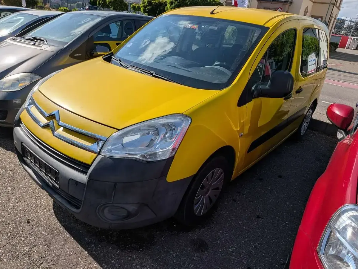 Gebraucht Citroën Berlingo 98 PS (72 kW) 2011 Farbe gelb cadmium Van / Kleinbus