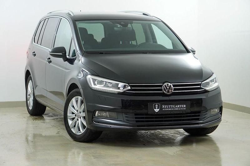 Gebraucht VW Touran Highline 150 PS (110 kW) 2018 Schwarz Van / Kleinbus