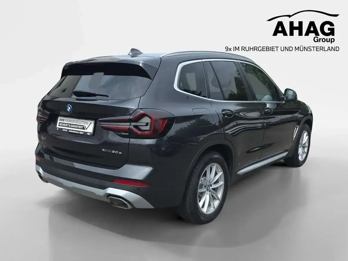 Gebraucht BMW X3 292 PS (214 kW) 2024 Sophistograu brillanteffekt SUV