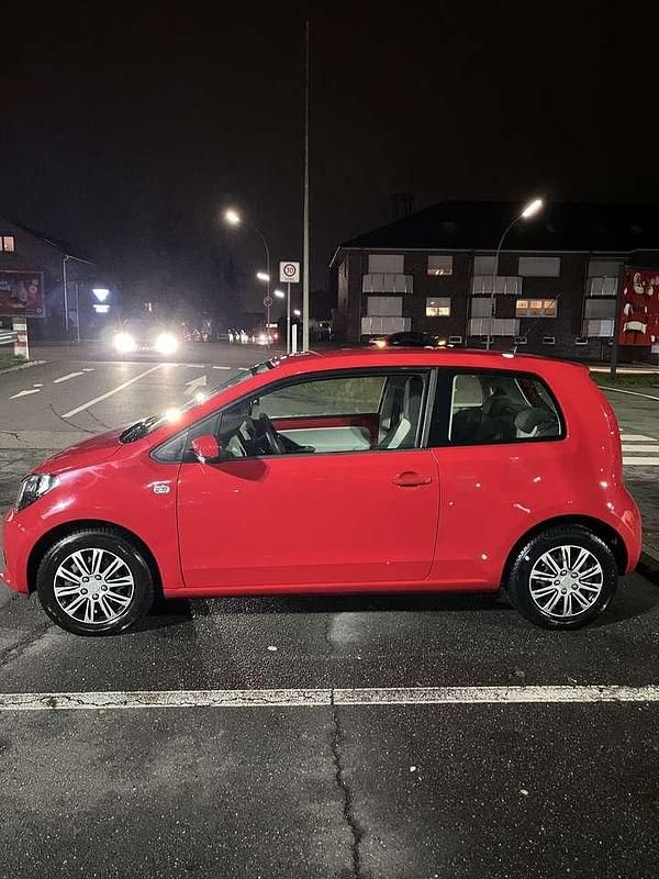 Gebraucht Seat Mii 60 PS (44 kW) 2013 Rot Kleinwagen