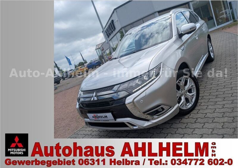 Silber Gebraucht 2021 Mitsubishi Outlander P-HEV Spirit SUV | 22.950 € (Fairer Preis) - Bild 1/4