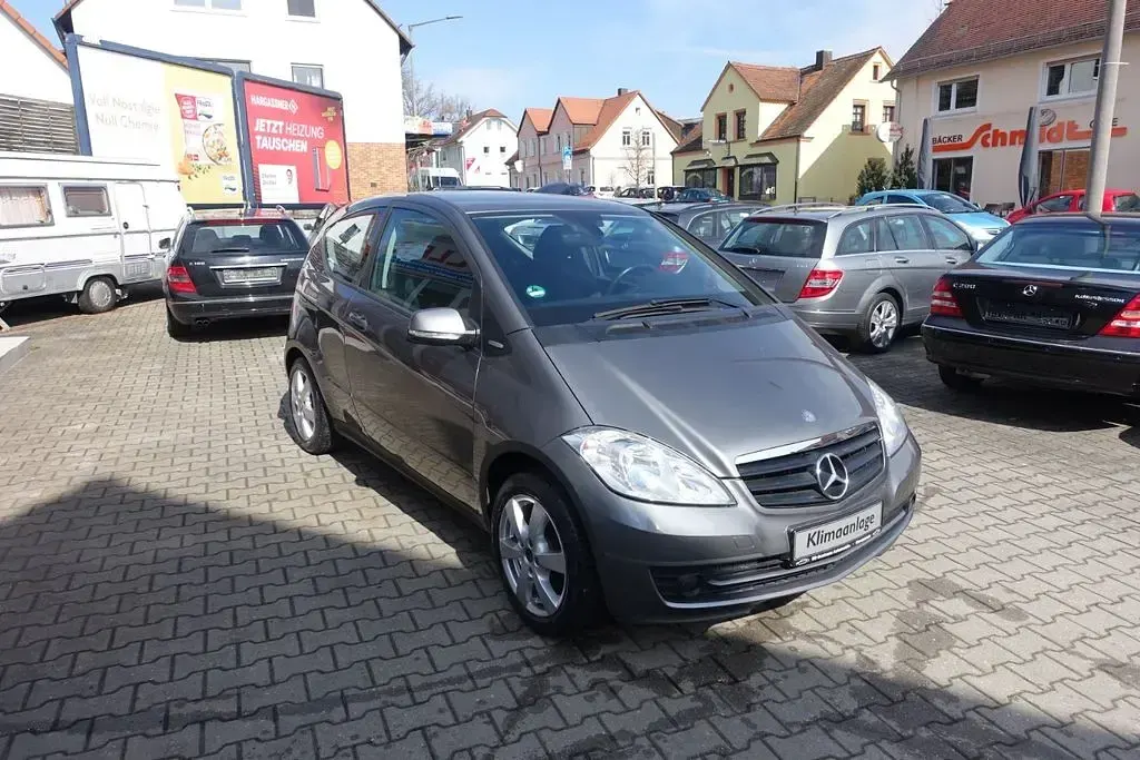 Gebraucht Mercedes A160 95 PS (69 kW) 2009 Grau Limousine