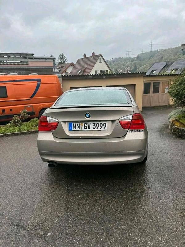 Usata BMW 320 170 CV (125 kW) 2008 Marrone Berlina