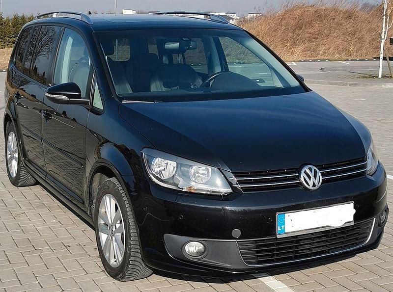 Gebraucht VW Touran 105 PS (77 kW) 2012 Schwarz Van / Kleinbus