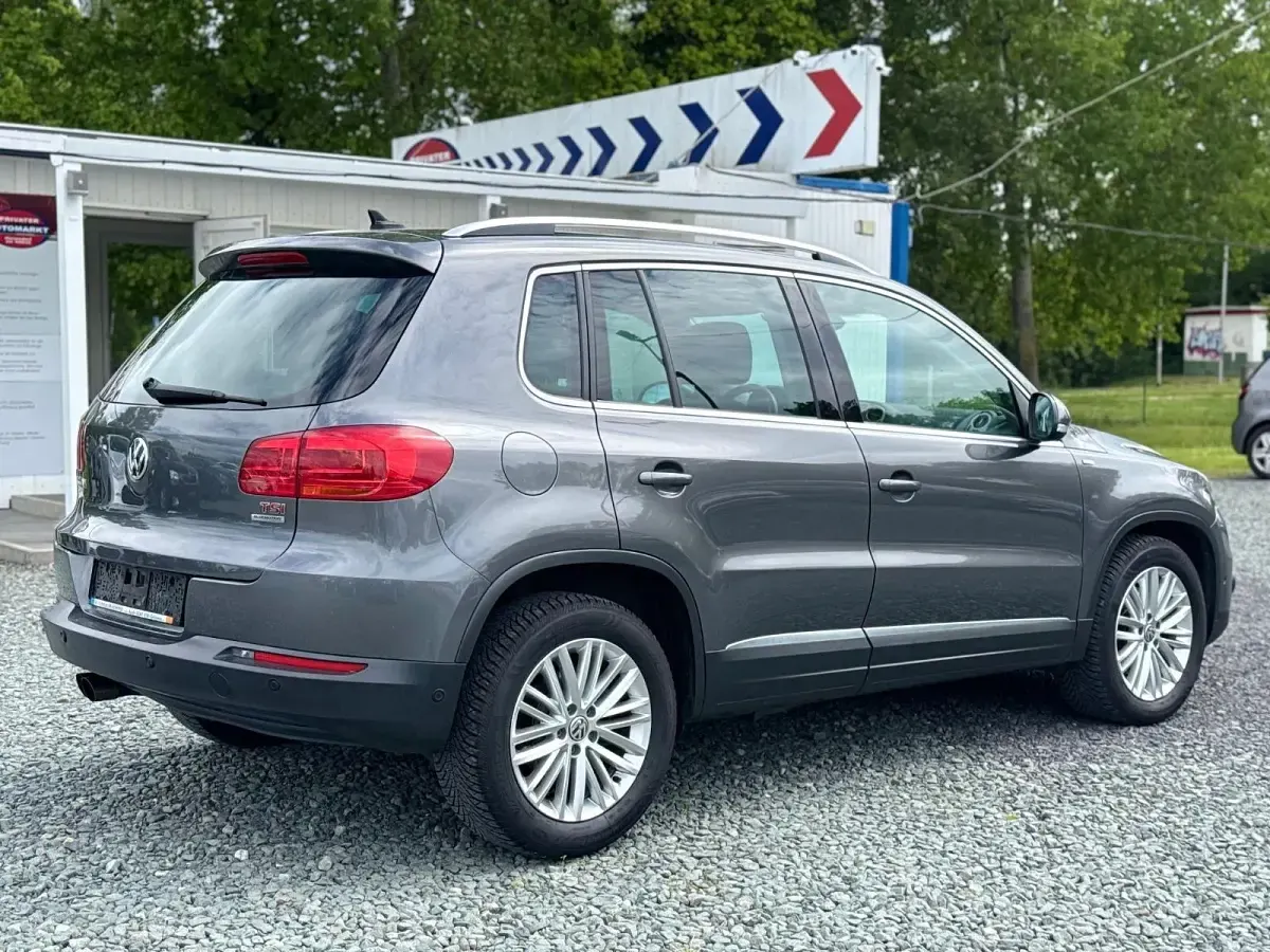 Gebraucht VW Tiguan Cup 160 PS (117 kW) 2014 Grau SUV