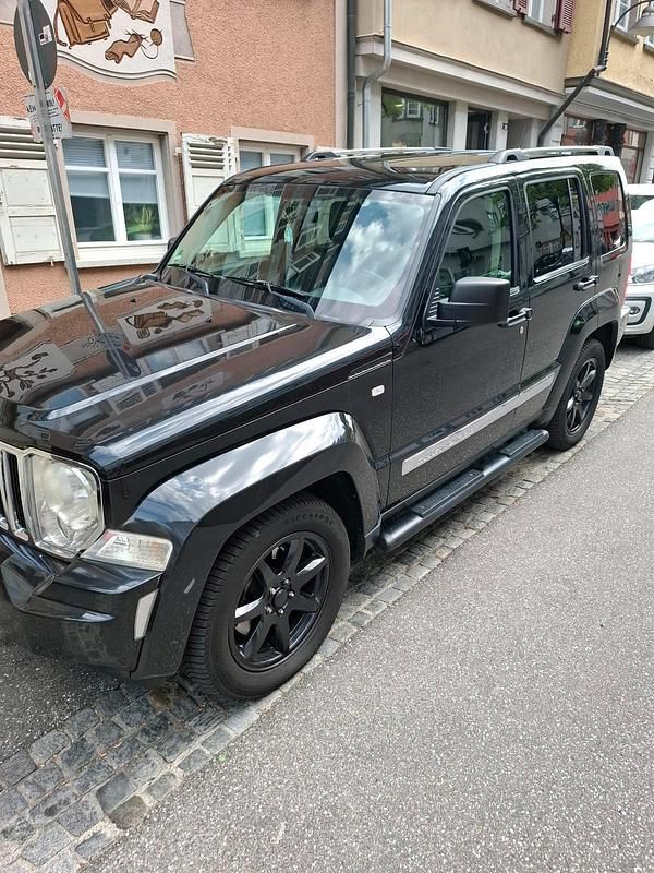 Gebraucht Jeep Cherokee 177 PS (130 kW) 2009 Schwarz SUV