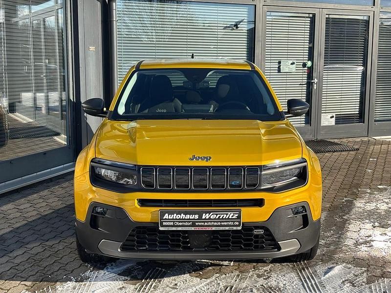 Gebraucht Jeep Avenger EV Longitude 114 kW (156 PS) 2023 Sun yellow (metallic) SUV