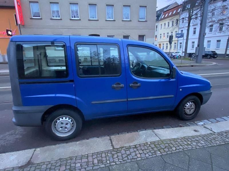 Gebraucht Fiat Doblò 65 PS (47 kW) 2001 Blau Van / Kleinbus