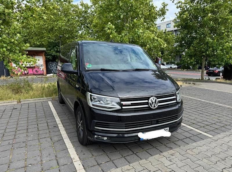 Schwarz Gebraucht 2017 VW T6 Highline Van | 33.900 € (Superpreis) - Bild 1/4