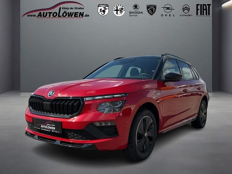 Velvetrot metallic (rot) Gebraucht 2024 Skoda Kamiq Monte Carlo SUV | 26.980 € (Teuer) - Bild 1/4