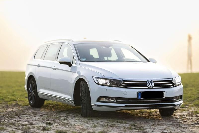 Gebraucht VW Passat Highline 150 PS (110 kW) 2019 Weiß Kombi