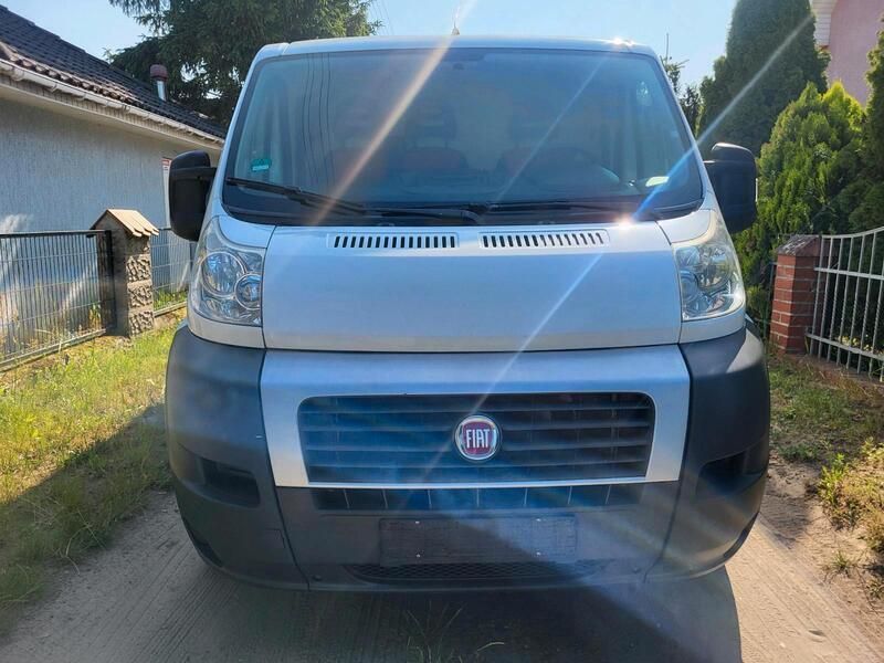 Weiß Gebraucht 2013 Fiat Ducato Van | 6.700 € (Guter Preis) - Bild 1/4