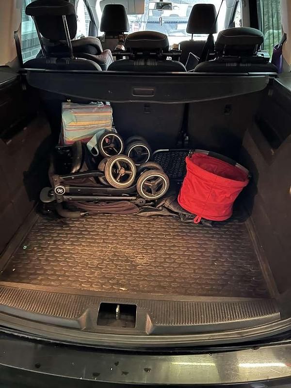 Gebraucht VW Sharan Match 150 PS (110 kW) 2012 Schwarz Van / Kleinbus