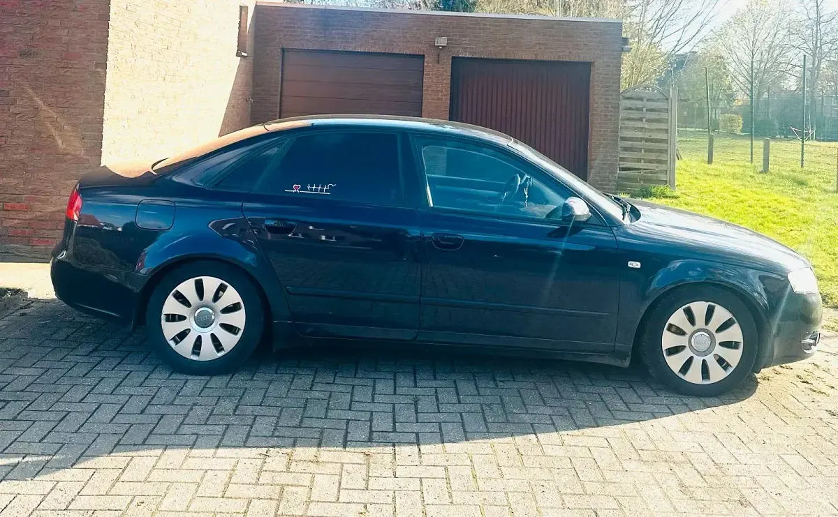 Occasion Audi A4 2005 Bleue Berline