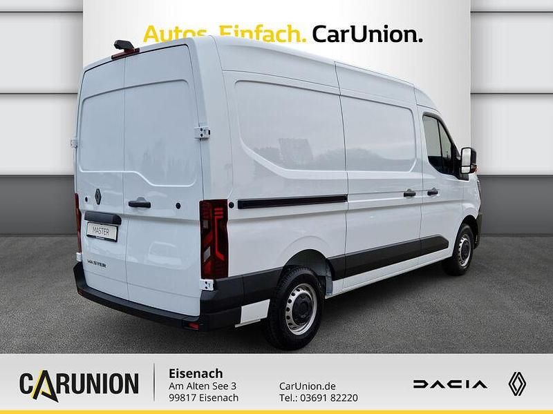 Gebraucht Renault Master 131 PS (96 kW) 2024 Mineralweiß Van