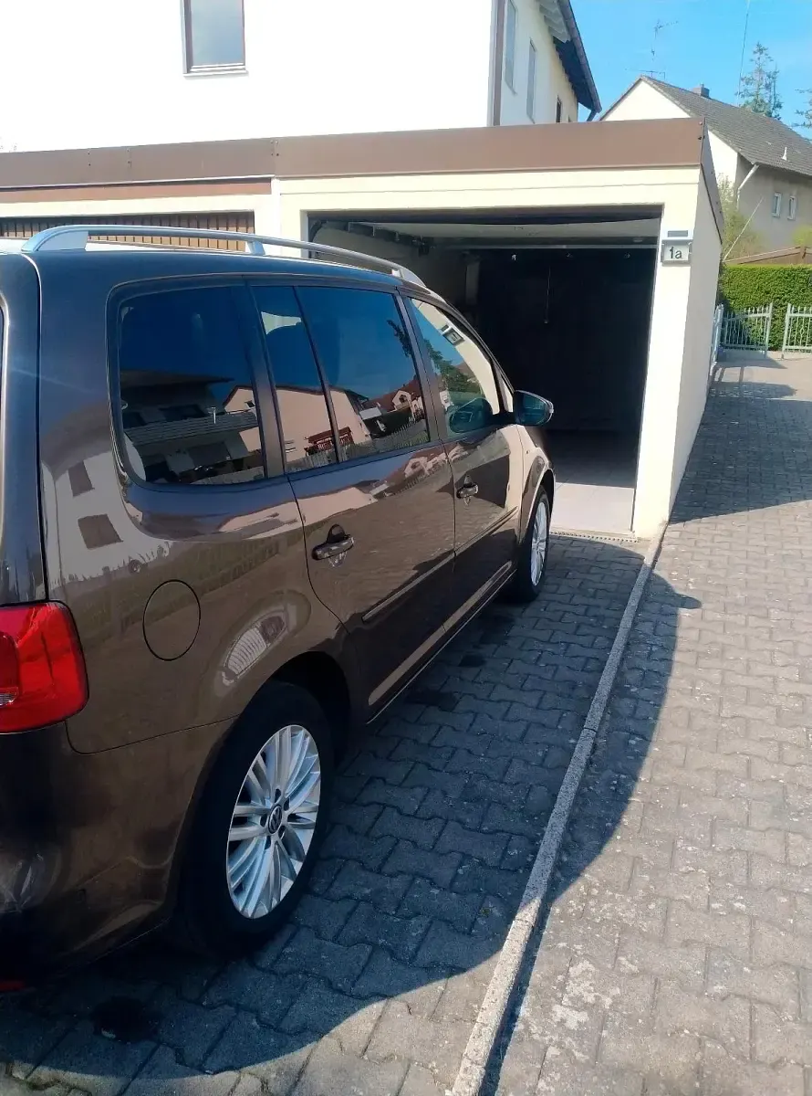 Gebraucht VW Touran 150 PS (110 kW) 2015 Braun Van / Kleinbus