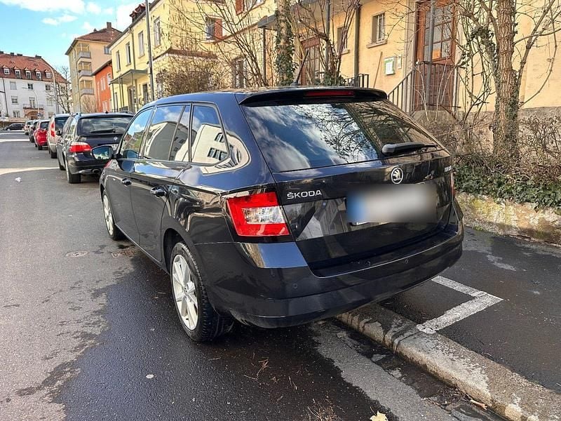 Gebraucht Skoda Fabia Joy 90 PS (66 kW) 2016 Schwarz Kombi