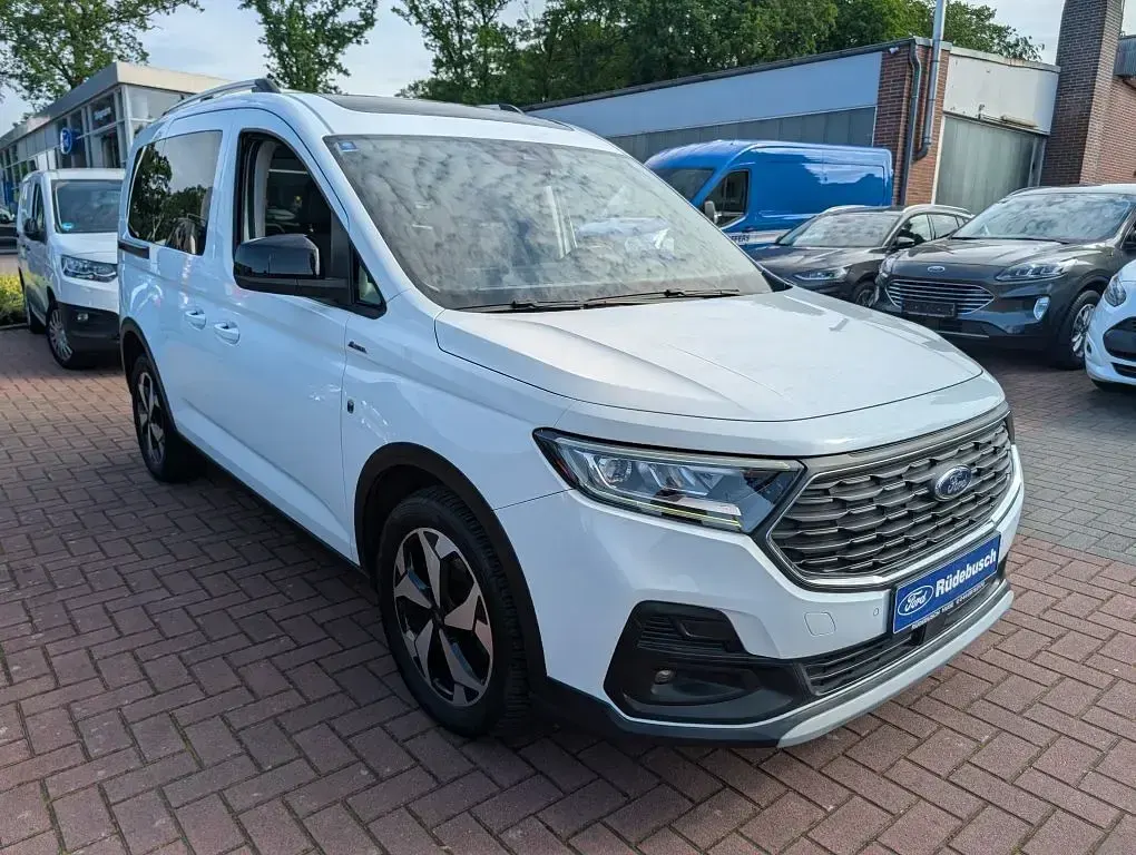 Gebraucht Ford Tourneo Connect Active 102 PS (75 kW) 2024 Weiß Van / Kleinbus