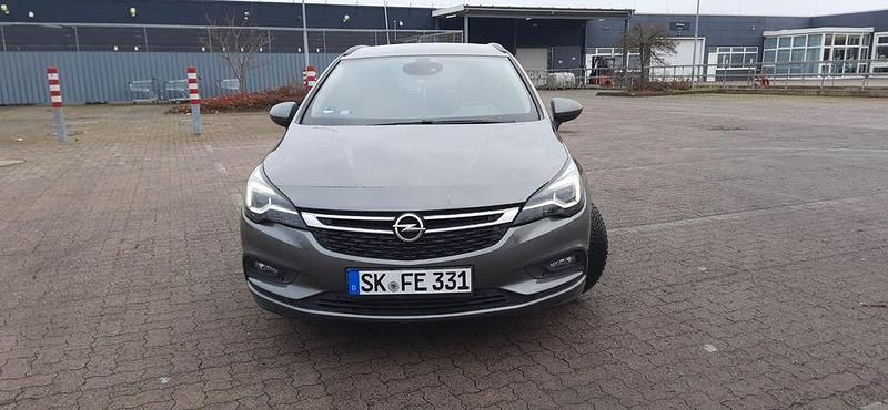 Grau Gebraucht 2019 Opel Astra Active Kombi | 10.000 € (Teuer) - Bild 1/4