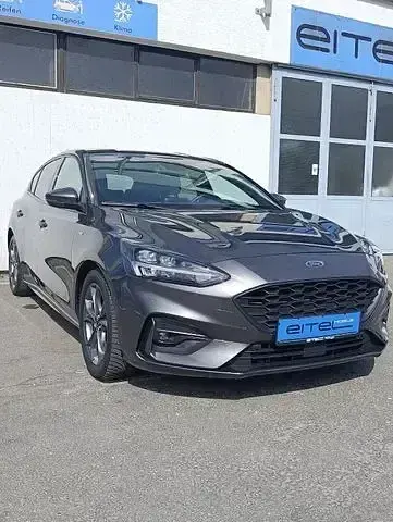Brugt Ford Focus ST-Line 182 HK (133 kW) 2019 Grå Sedan