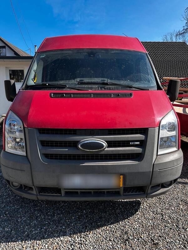 Rot Gebraucht 2007 Ford Transit Van / Kleinbus | 3.200 € (Superpreis) - Bild 1/4