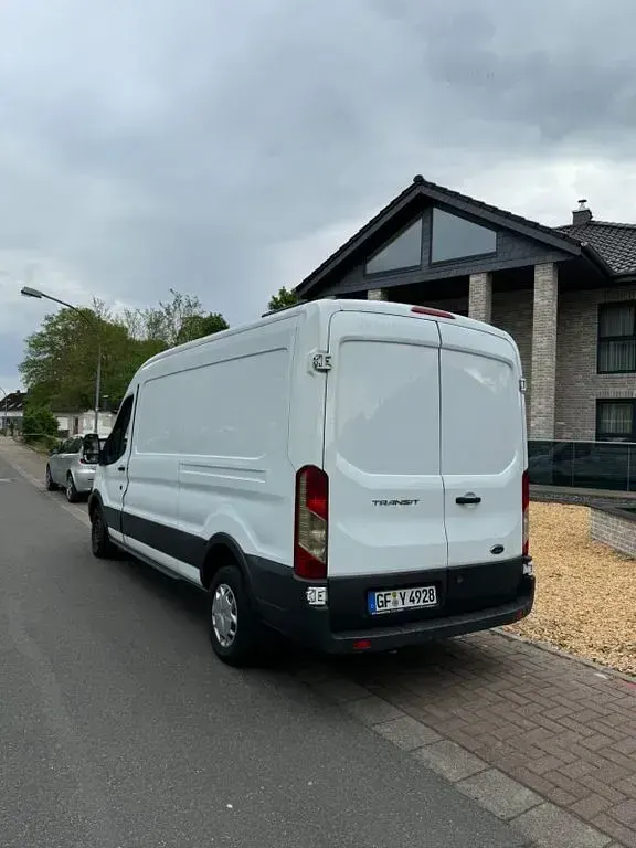 Gebraucht Ford Transit 131 PS (96 kW) 2017 Weiß Van / Kleinbus