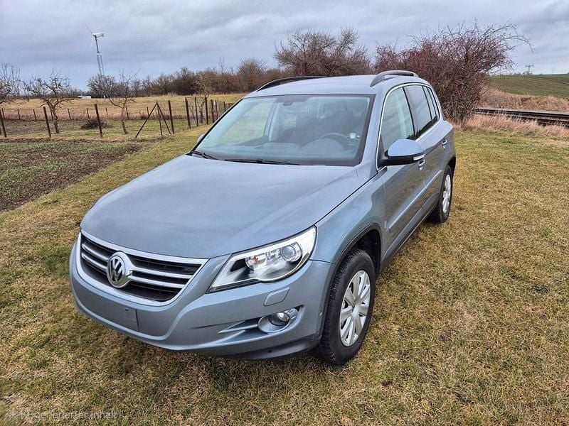 Silber Gebraucht 2010 VW Tiguan SUV | 7.499 € (Guter Preis) - Bild 1/4
