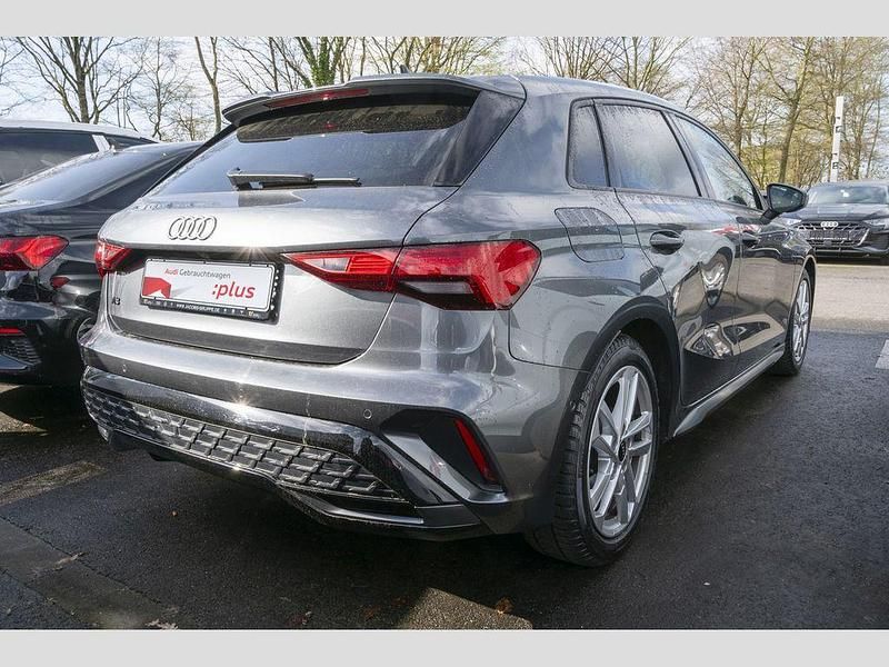 Gebraucht Audi A3 S-Line 150 PS (110 kW) 2025 Daytonagrau perleffekt Limousine