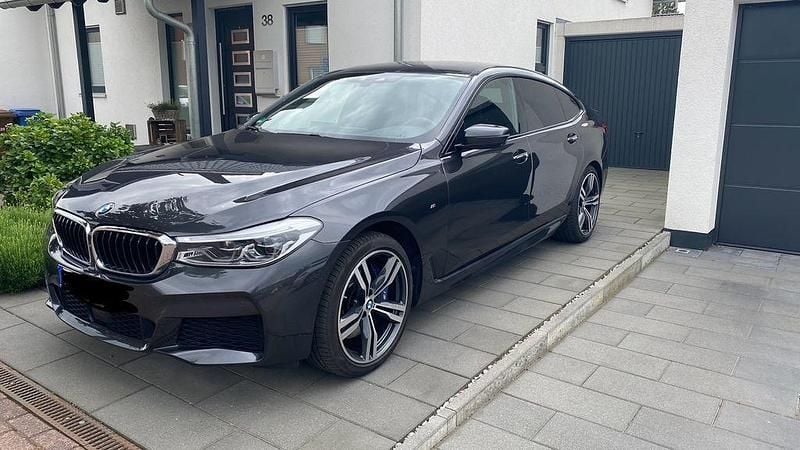 Grau Gebraucht 2017 BMW 640 Sport Line Coupé | 34.499 € (Fairer Preis) - Bild 1/4